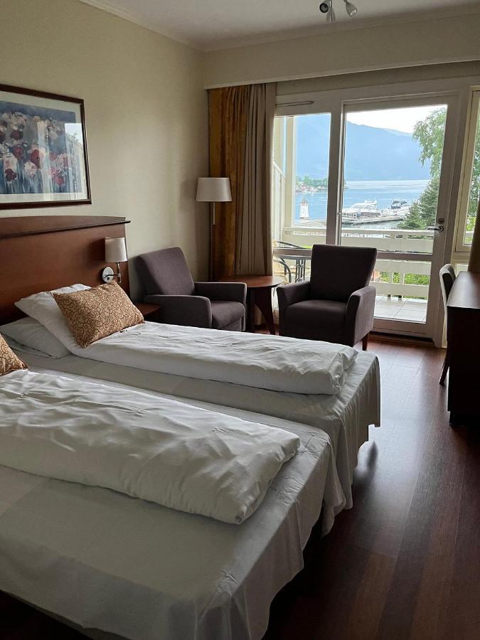 Rosendal Fjordhotel Екстериор снимка