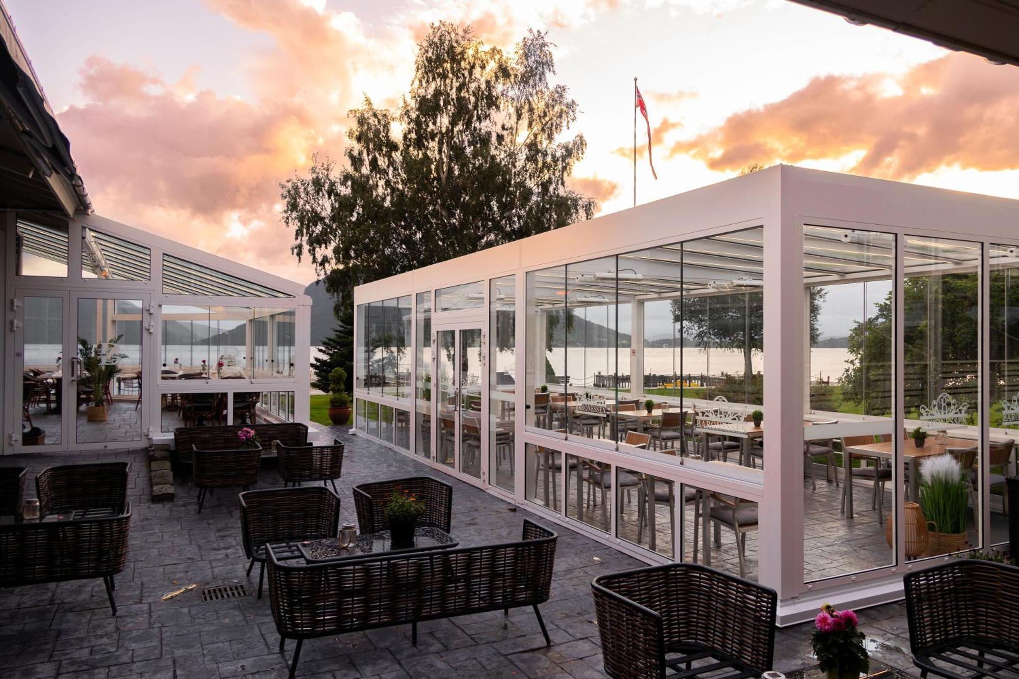 Rosendal Fjordhotel Екстериор снимка